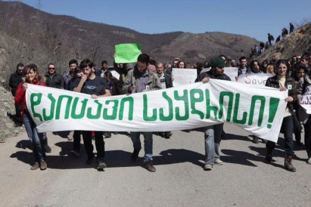 საყდრისის კომიტეტის წევრები ბიძინა ივანიშვილს სიცრუეში ადანაშაულებენ