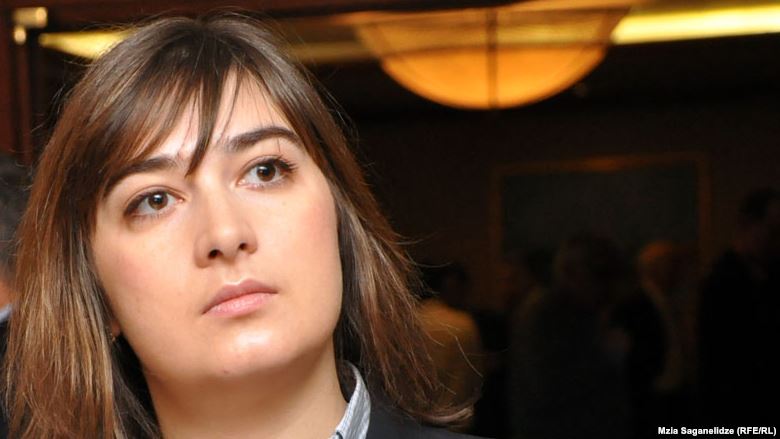 ჩიორა თაქთაქიშვილი  ,,რუსთავი 2“ -ის გადამღებ ჯგუფზე მომხდარი თავდასხმის დეტალებს იხსენებს