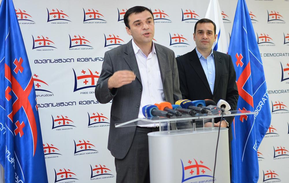 ,,თავისუფალ დემოკრატებს’’ ლევან სამუშია შეუერთდა