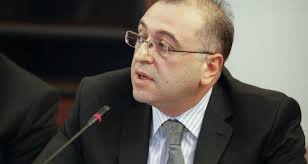 მოსახლეობა უნდა შეეჩვიოს დოლარის გარეშე ცხოვრებას და  პრიორიტეტი ქართული ვალუტა უნდა იყოს - კობა გვენეტაძე