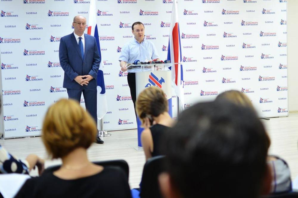 ,,თავისუფალი დემოკრატები"  აუდიტის სამსახურს ვეტერანების საქმეთა სამსახურის საქმიანობის შესწავლისკენ მოუწოდებენ