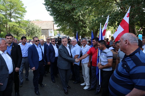 საქართველოს პრემიერ-მინისტრმა დმანისის მოსახლეობას,მაჟორიტარი დეპუტატობის კანდიდატი კახა ოქრიაშვილი წარუდგინა