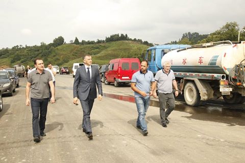 ზურაბ პატარაძემ ქობულეთის შემოვლითი გზის სამუშაოები დაათვალიერა