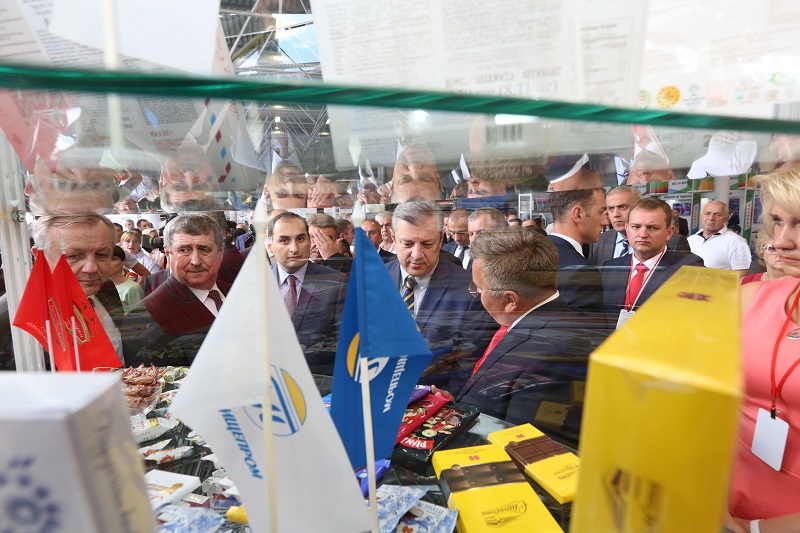 თბილისში ბელარუსის რესპუბლიკის პირველი მასშტაბური ეროვნული გამოფენა გაიხსნა