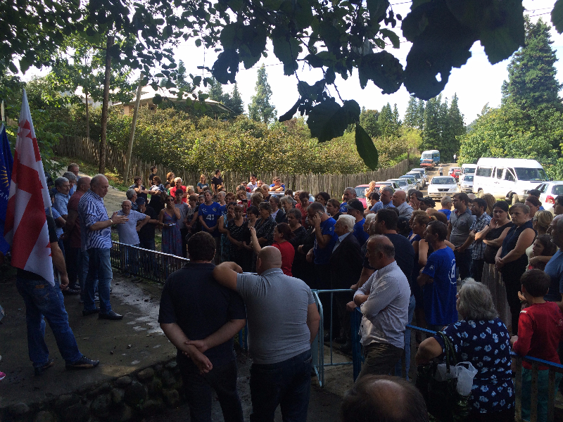 „ქართული ოცნების“  გურიის მაჟორიტარი დეპუტატობის კანდიდატები სინასაარჩევნო შეხვედრებს განაგრძობენ