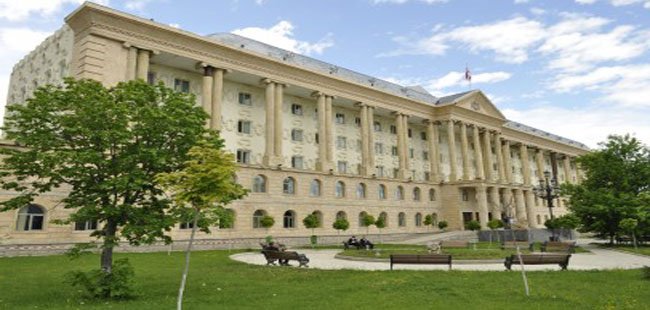 ჩხრეკის დროს მიპოვეს კარადის თავზე,  ჩამომიყვანეს და იქ იარაღი დადეს - გიორგი ფეიქრიშვილი