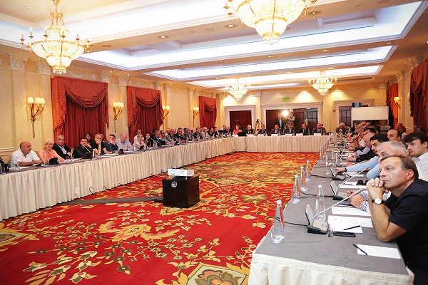 დიმიტრი ქუმსიშვილის ტრანსპორტის სექტორის წარმომადგენლებს შეხვდა