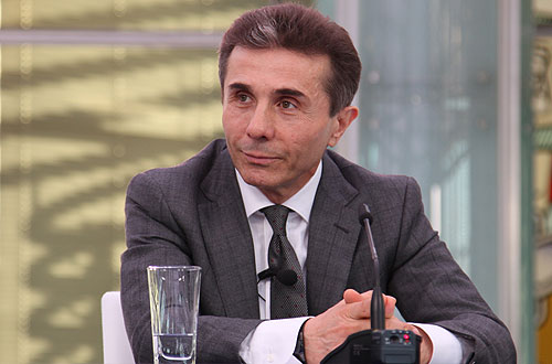 ბიძინა ივანიშვილი პოლიტიკურ პარტიებს აფასებს