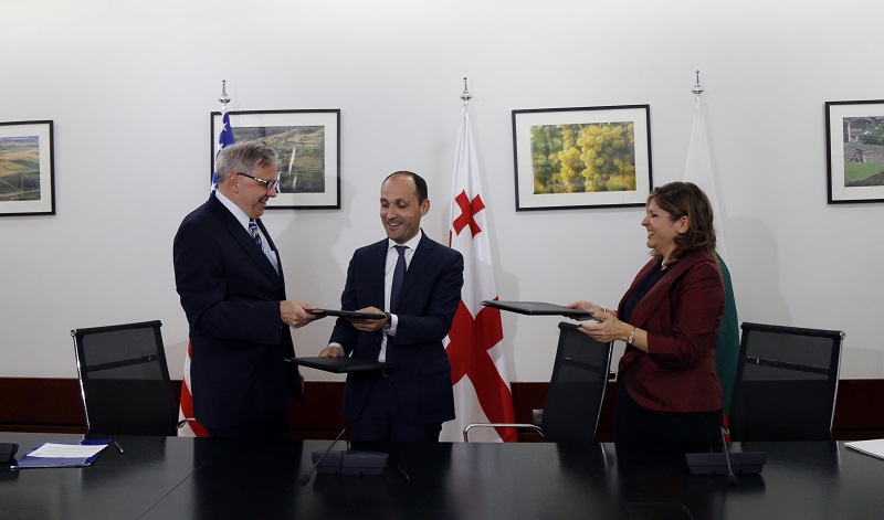 საქართველოს, ამერიკასა და ბულგარეთს შორის თანამშრომლობის მემორანდუმი გაფორმდა