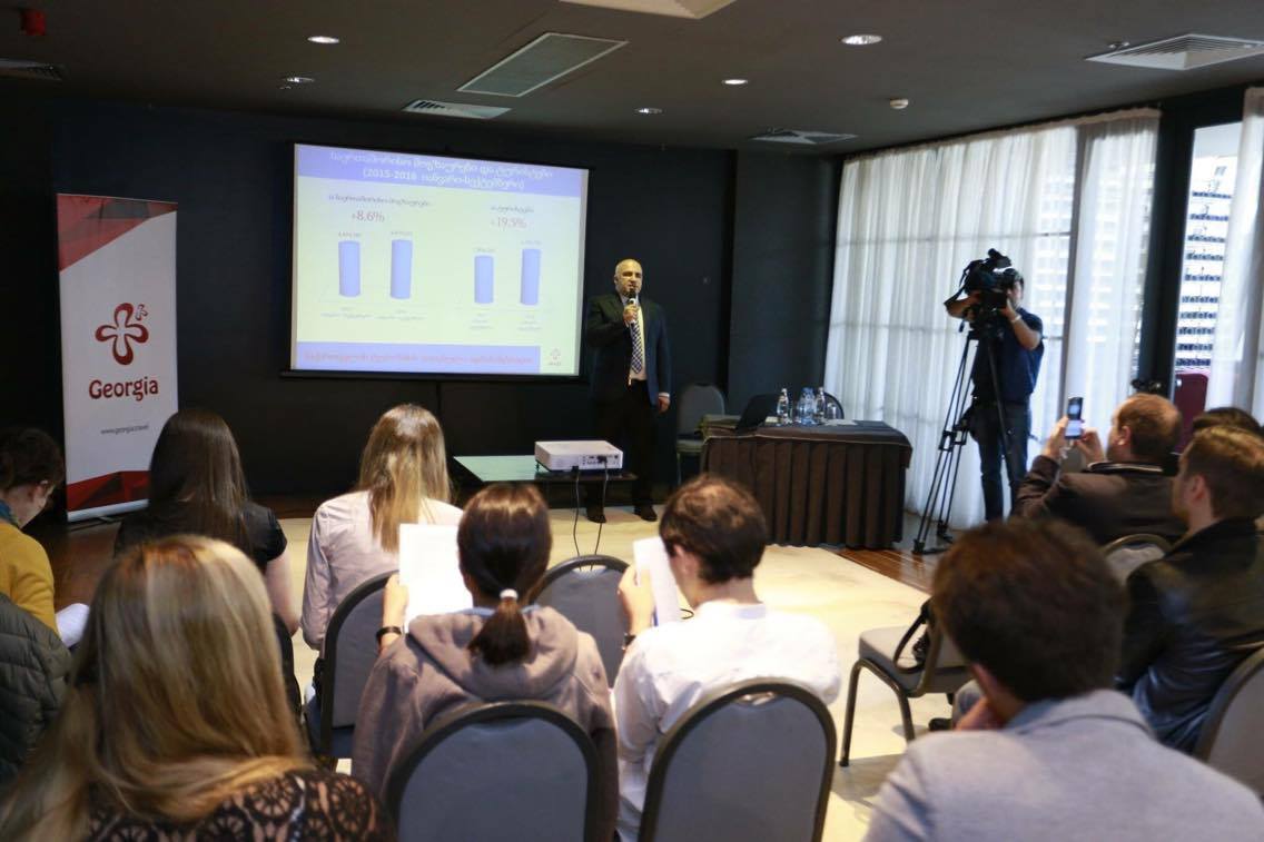 9 თვეში ტურისტთა რაოდენობა  19.5%-ით, საერთაშორისო მოგზაურთა რაოდენობა  გაიზარდა კი 8.6%-ით გაიზარდა