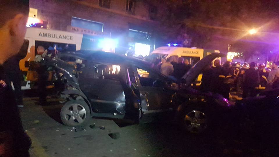 გივი თარგამაძის მანქანის აფეთქების შედეგად რამდენიმე ადამიანი დაშავდაA