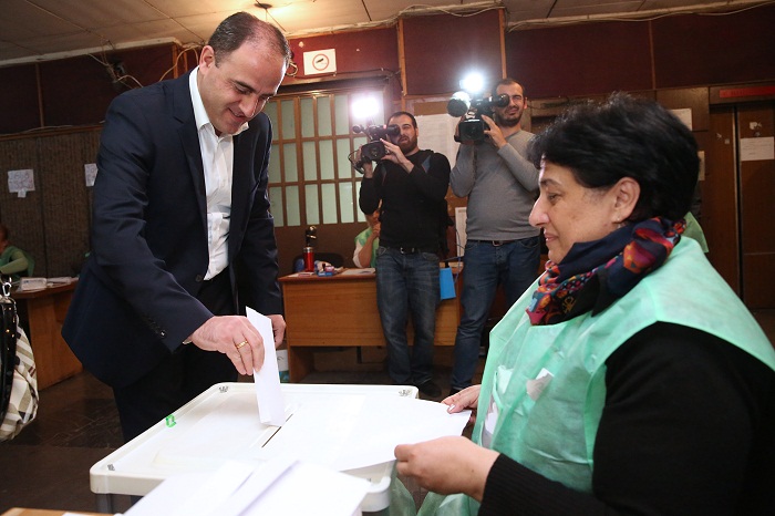 თბილისის მერმა საბურთალოს #1 საარჩევნო უბანზე ხმა მისცა