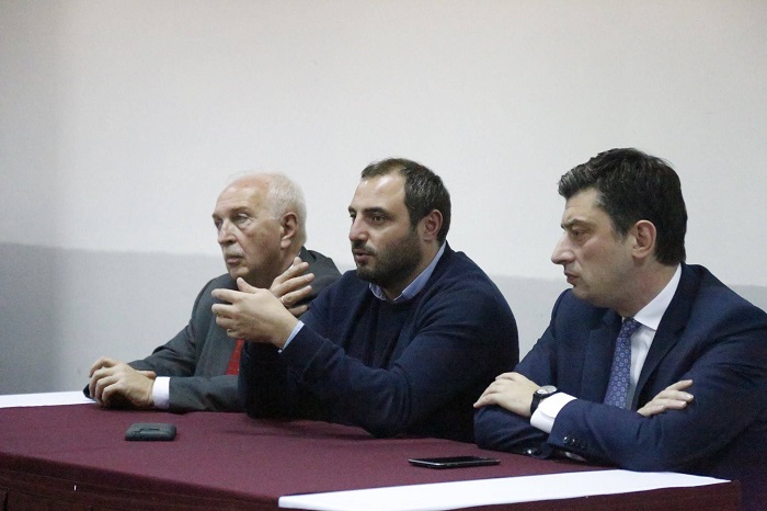 ბექა ნაცვლიშვილი საარჩევნო კამპანიის ფარგლებში ადგილობრივ მეწარმეებს შეხვდა