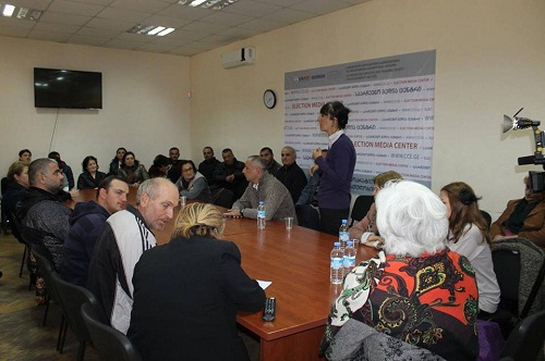ირაკლი სესიაშვილი არასამთავრობო ორგანიზაციების წარმომადგენლებსა და შეზღუდული შესაძლებლობების მქონე პირებს შეხვდა