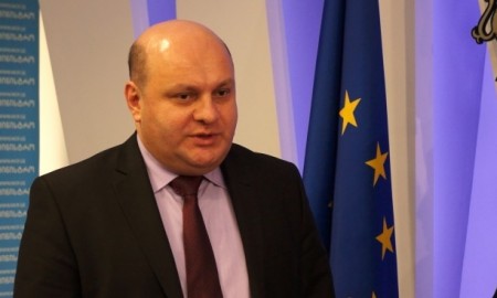 ნოდარ ხადური: ლარი საშუალოვადიან პერიოდში აუცილებლად გამყარდება