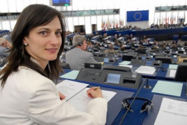ევროპარლამენტი ევეროსაბჭოს საქართველოსთვის ვიზალიბერალიზაციის მინიჭებაზე მოლაპარაკების დაწყებისკენ მოუწოდებს