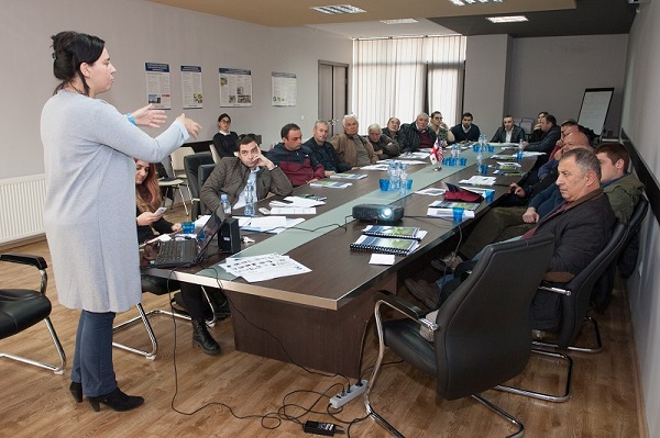  სახელმწიფო პროგრამების „დანერგე მომავალი“ და „ქართული ჩაი“ ბენეფიციარები GLOBAL GAP სტანდარტის  დანერგვას შეძლებენ