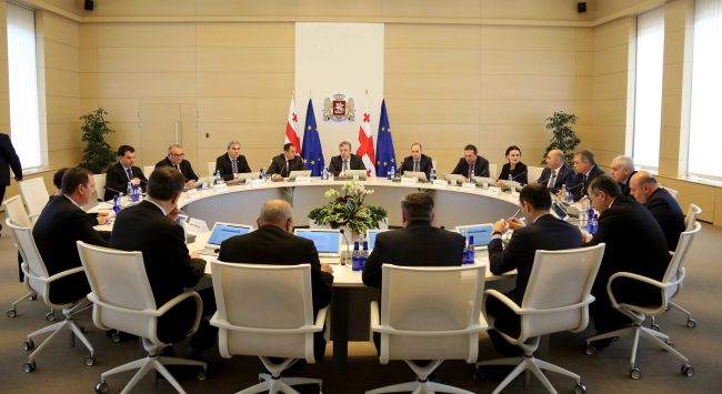 მთავრობა აირბალონიანი ავტოსატრანსპორტო საშუალების პირველადი ინსპექტირების ვადებს ცვლის
