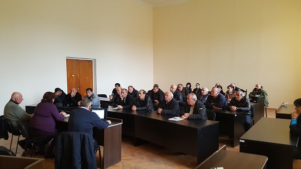 ჩოხატაურის მუნიციპალიტეტში თხილის მწარმოებელი ფერმერებისთვის სემინარი ჩატარდა