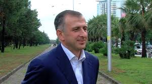 პატარაძის კანდიდატურას კენჭს დღეს უყრიან
