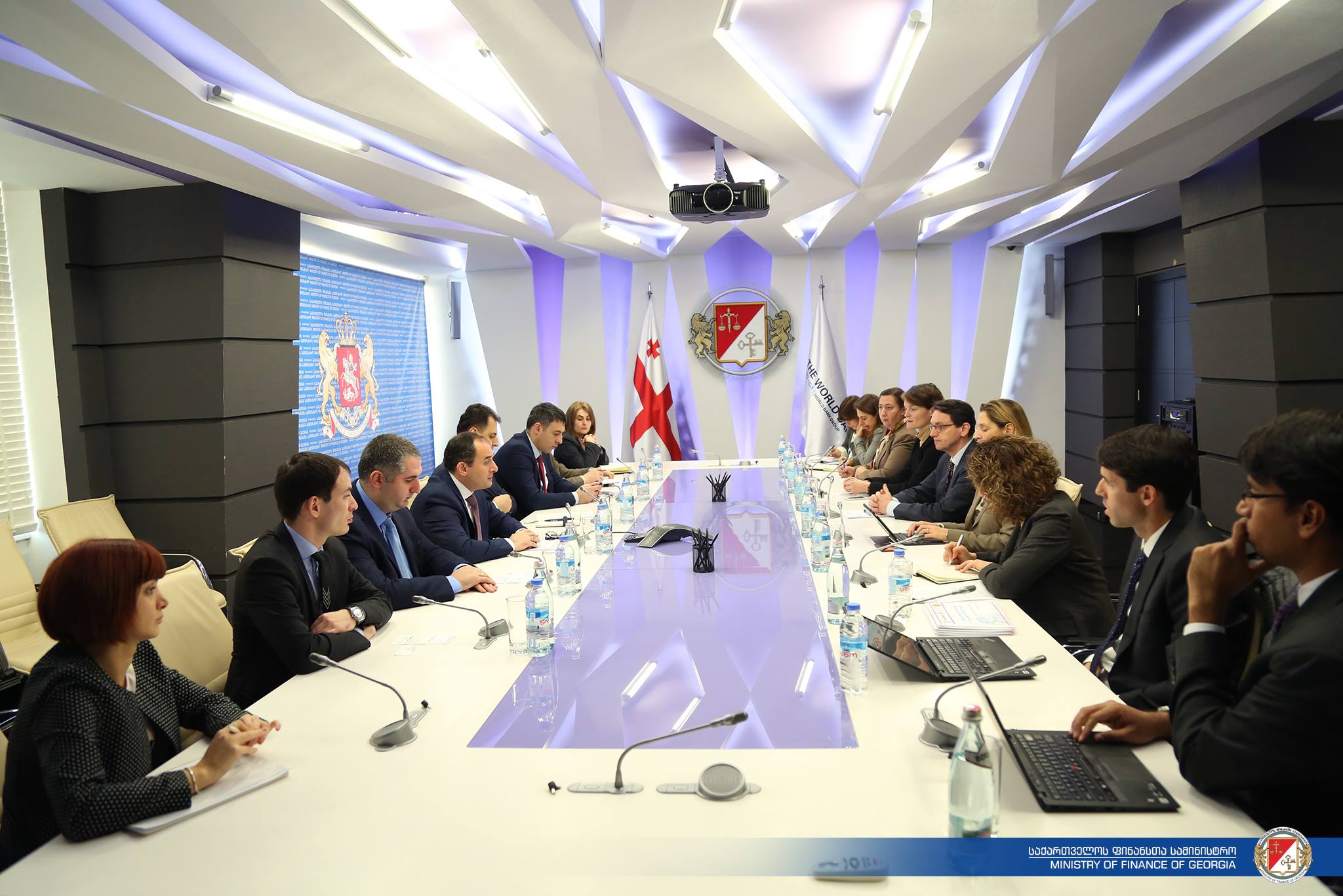 დიმიტრი ქუმსიშვილმა მსოფლიო ბანკის წარმომადგენლებთან მიმდინარე და დაგეგმილი პროექტები განიხილა 