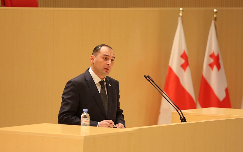  დიმიტრი ქუმსიშვილი: ქვეყანაში დოლარზე დამოკიდებულება უნდა შემცირდეს