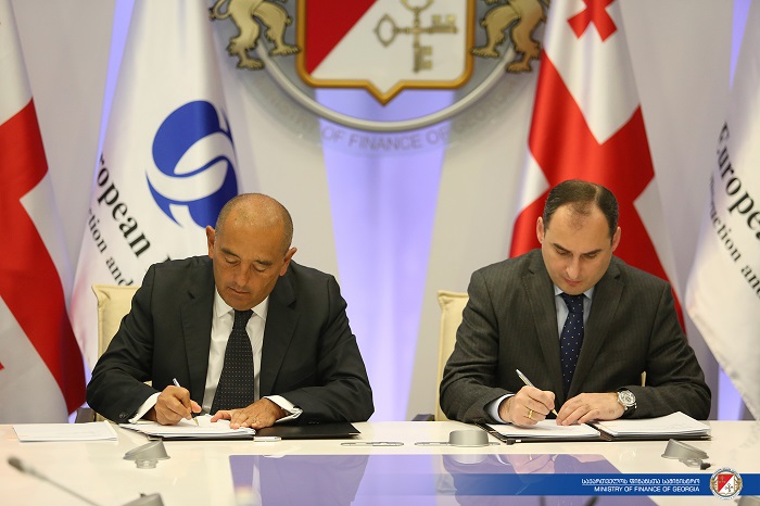 დიმიტრი ქუმსიშვილმა და ბრუნო ბალვანერა სადახლო-ბაგრატაშენის ახალი სასაზღვრო ხიდის მშენებლობის შესახებ ხელშეკრულებას მოაწერეს ხელი