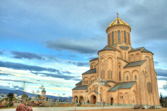 მართლმადიდებელი ეკლესია 14 იანვარს იესო ქრისტეს წინადაცვეთას და წმ. ბასილი დიდის ხსენების დღეს აღნიშნავს