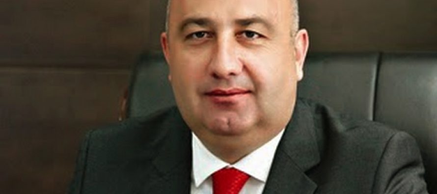 რამაზ ნიკოლეიშვილი უმცირესობაში, დამოუკიდებელ დეპუტატად რჩება