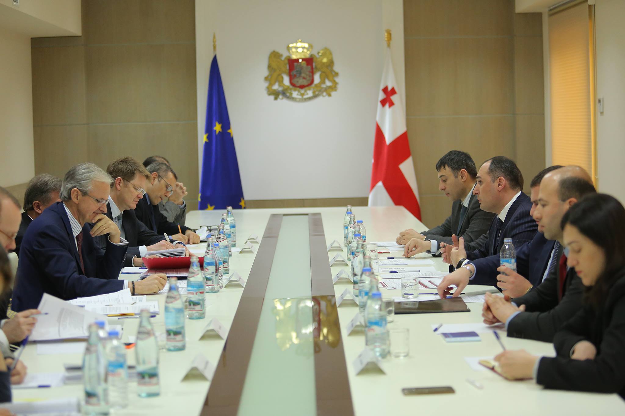 დიმიტრი ქუმსიშვილი ევროკავშირის სამეზობლო პოლიტიკისა და გაფართოების საკითხებში გენერალური დირექტორატის გენერალურ დირექტორს ხვდება