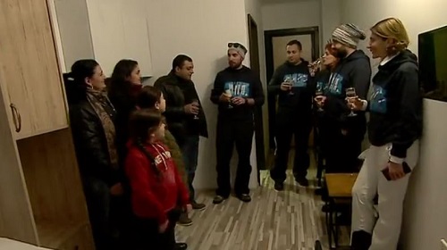 თიბისი ბანკმა ინტერნეტ და მობაილბანკის გათამაშების გამარჯვებულს გუდაურში მოგებული ბინა გადასცა