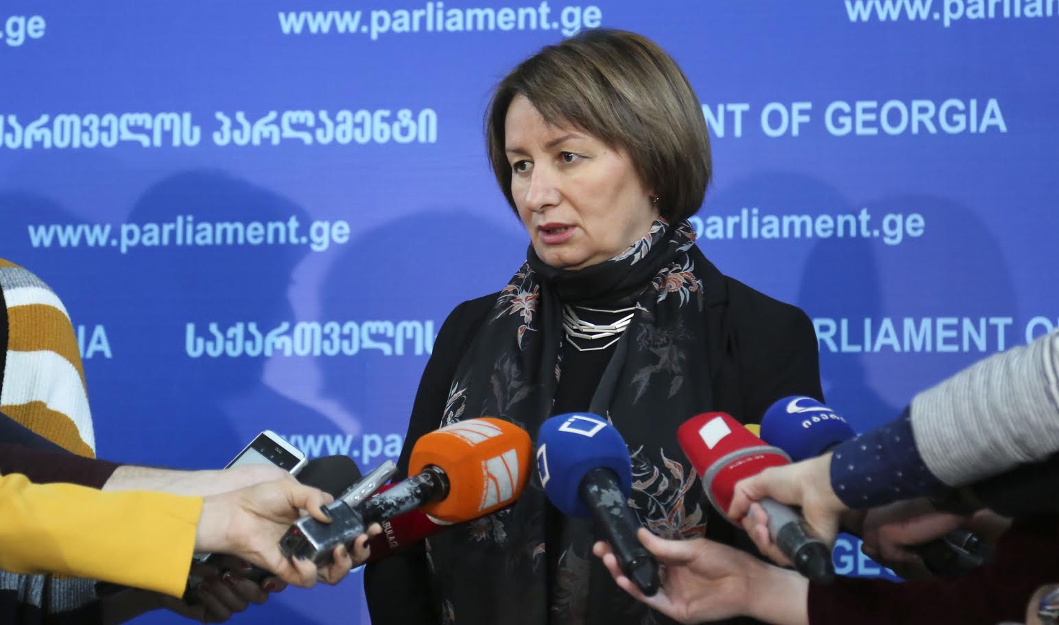 ფრაქცია ,,ქართული ოცნება“ პრეზიდენტის ადმინისტრაციის წევრებთან შეხვედრას არ გეგმავს