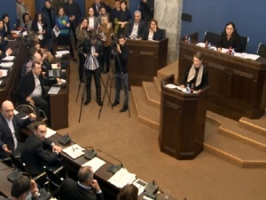 უზენაესი სასამართლოს თავმჯდომარემ საკომიტეტო მოსმენაზე ოპოზიციისა და ჟურნალისტების შეკითხვებს არ უპასუხა