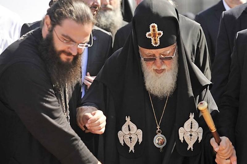 დარწმუნებული ვარ, რომ ყველაფერი მშვიდობით დამთავრდება - პატრიარქი
