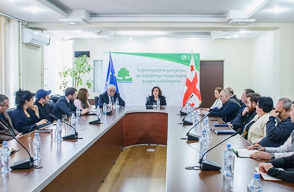  პლასტიკის პარკები ეტაპობრივად აიკრძალება