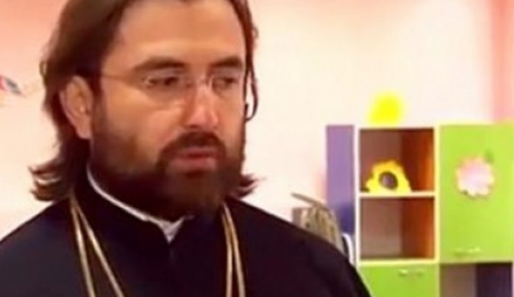 დეკანოზ გიორგი მამალაძის დაკითხვა გრძელდება 