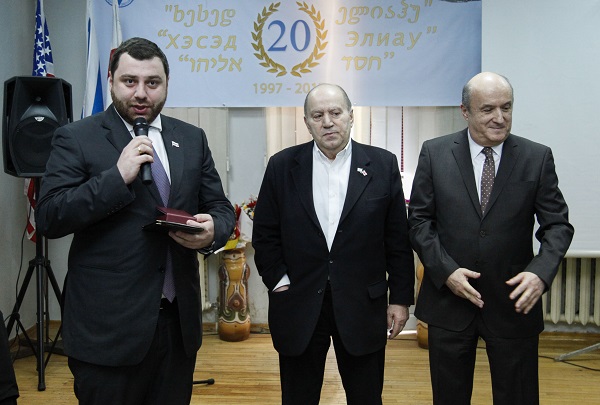 საქართველოს პრეზიდენტმა საქართველოს ებრაელთა საქველმოქმედო ცენტრის „ხესედ ელიაჰუ“-ს დირექტორი ღირსების ორდენით დააჯილდოვა