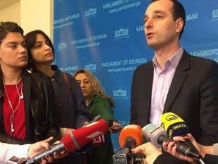 ირაკლი აბესაძე: მთავარი პროკურორი არის მხოლოდ ივანიშვილის პოლიტიკური შოუს მონაწილე