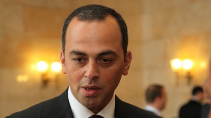 ხელისუფლებას მშვიდად უყურებდა, როგორ იწვოდა და ნადგურდებოდა წლების განმავლობაში აშენებული ბათუმის ქუჩები - ლევან ვარშალომიძე