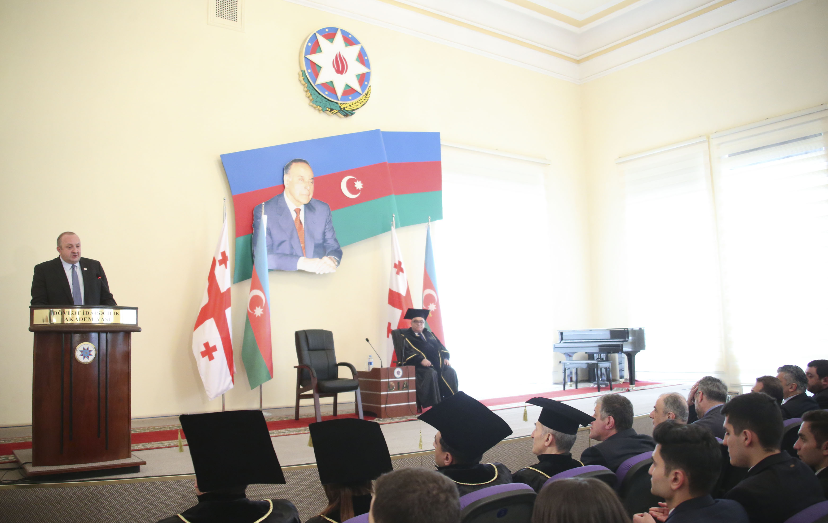 გიორგი მარგველაშვილს საპატიო დოქტორის წოდება მიანიჭეს
