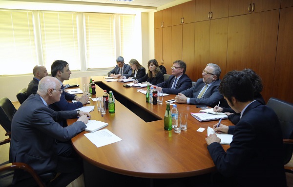 ნიკოლოზ გაგუა საფრანგეთის განვითარების სააგენტოს დელეგაციას შეხვდა