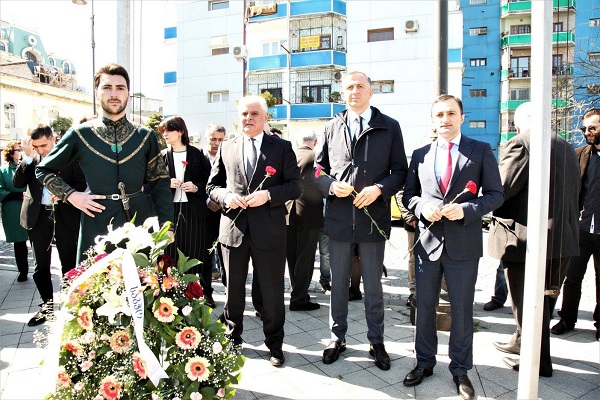 ბათუმში, თავისუფლებისათვის ბრძოლაში დაღუპული იუნკერები გაიხსენეს