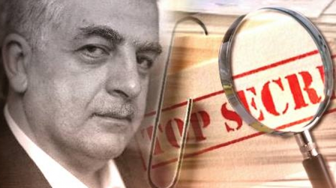პარლამენტთან მიმდინარე აქციაზე საქართველოს პირველი პრეზიდენტის  გარდაცვალების გარემოებების გამოძიებას ითხოვენ