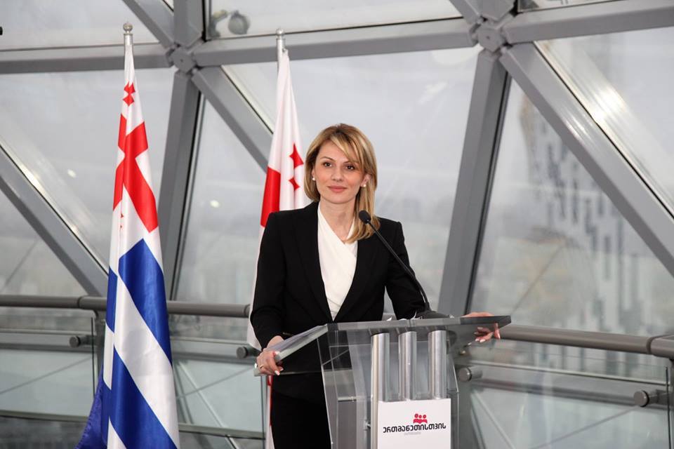 აჭარის ტურისტულ პოტენციალს საქრთველოში  აკრედიტებული ელჩების მეუღლეები ეცნობიან