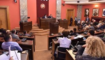 კონსტიტუციაში გვაქვს მთელი რიგი ნორმები, რომლებიც უხეშად ეწინააღმდეგება ფუნდამენტარულ პრინციპებს - ირაკლი კობახიძე