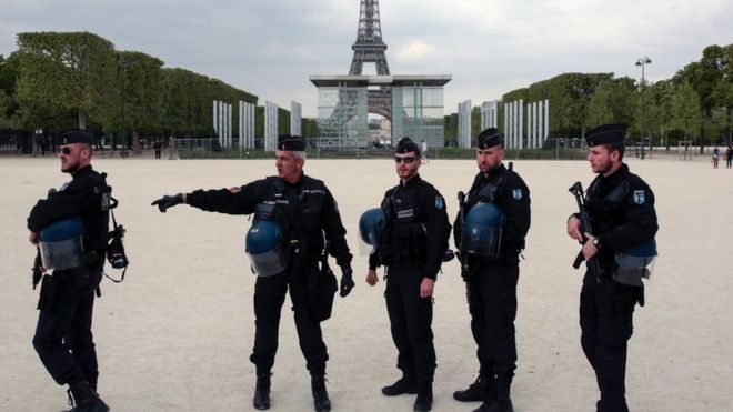 საფრანგეთში პოლიციელებმა „მკვდარი ქალი“ გააცოცხლეს