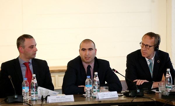 ჟენევის დისკუსიების მონაწილეებსა და არასამთავრობო ორგანიზაციების წარმომადგენლებს შორის შეხვედრა გაიმართა