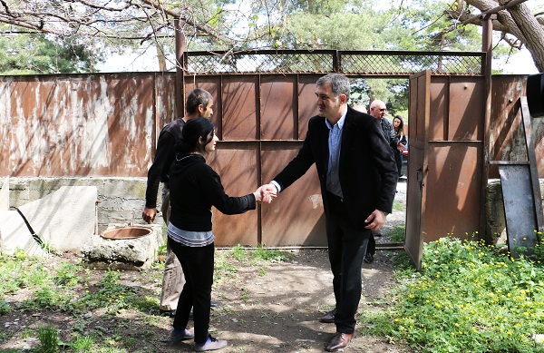 სოზარ  სუბარმა  შიდა  ქართლის რეგიონში დევნილი ოჯახებისთვის შესყიდული სახლები მოინახულა