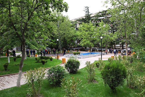 ნაძალადევის რაიონში სკვერის რეაბილიტაცია დასრულდა