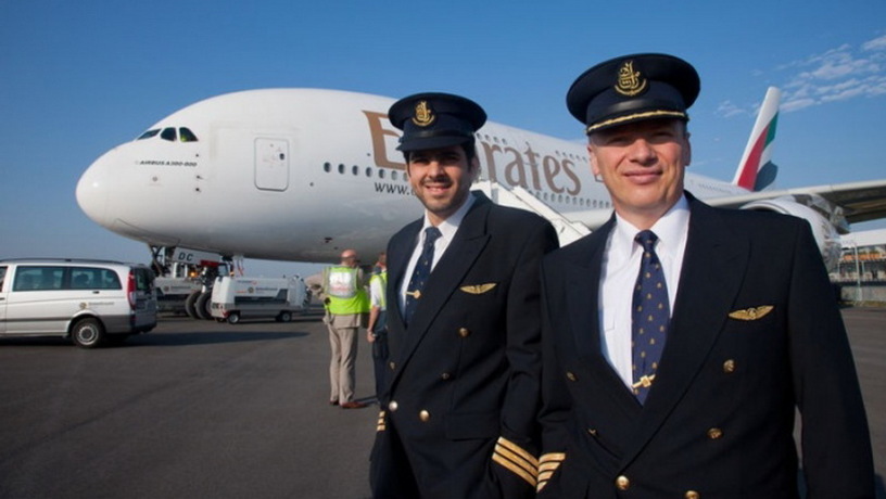 Emirates Airline-ის მფრინავები თვეში 16 ათას დოლარს გამოიმუშავებენ